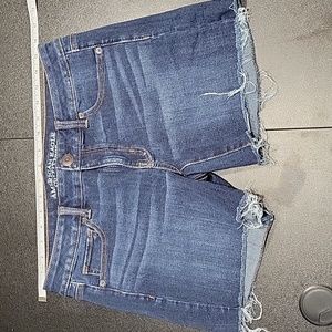 American Eagle Outfitters 360 Super Stretch Midi Raw hem shorts